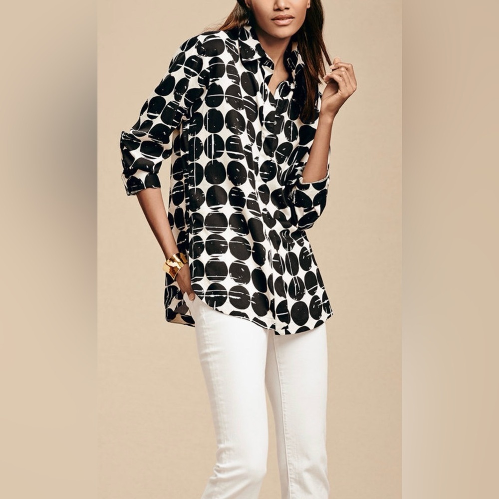 EUC Finley Poplin Polka-Dot Print Dress Shirt Medium